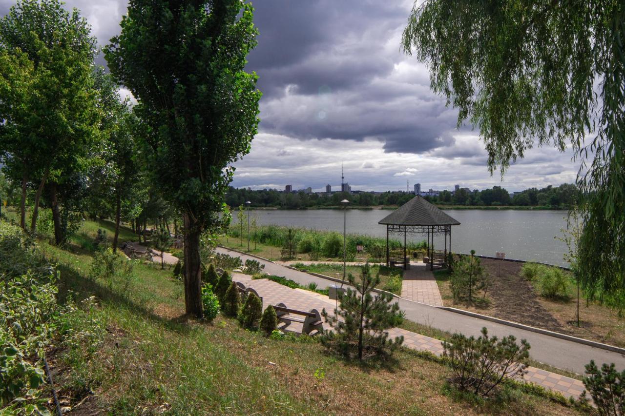 Элитные Апартаменты В Новом Доме На Оболони Kyiv Exterior photo